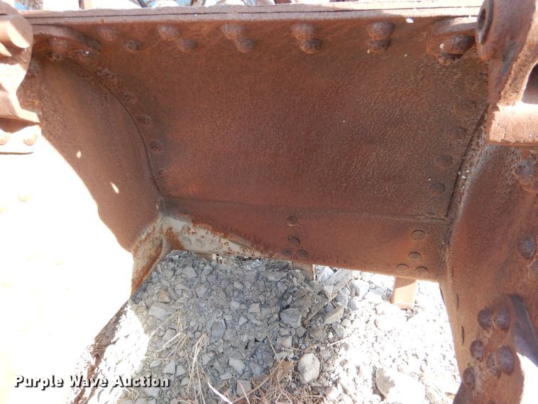 image for item DL4784 (2) crane clamshell buckets