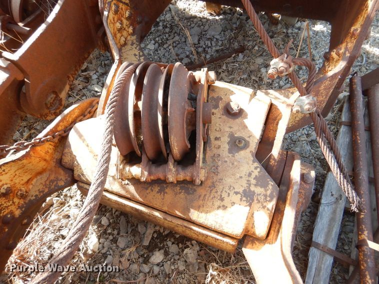 image for item DL4784 (2) crane clamshell buckets