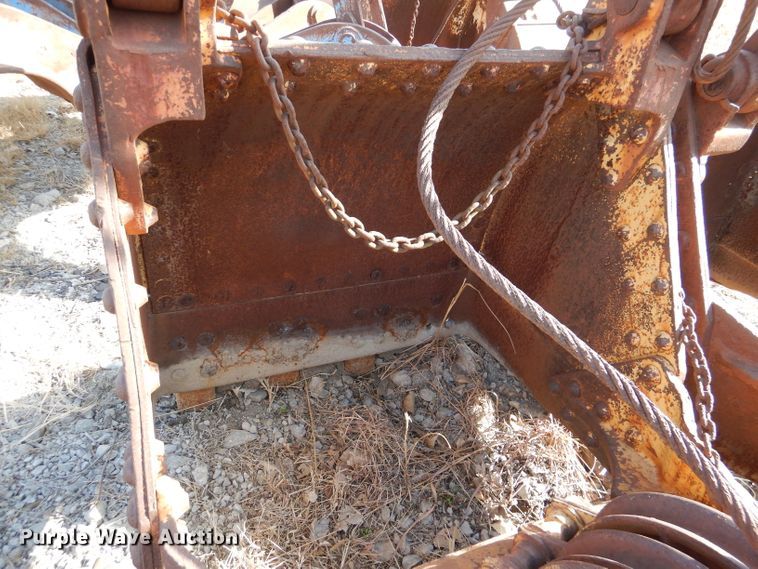 image for item DL4784 (2) crane clamshell buckets