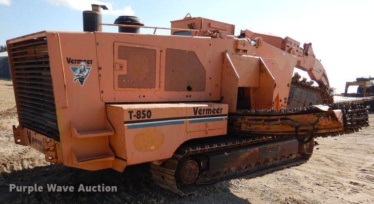 image for item DL4795 1993 Vermeer T850  trencher
