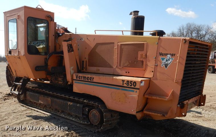 image for item DL4795 1993 Vermeer T850  trencher