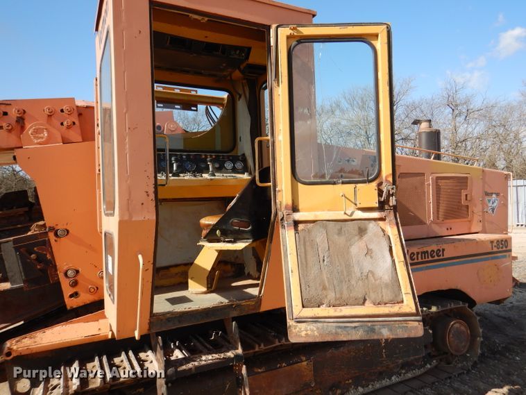 image for item DL4795 1993 Vermeer T850  trencher