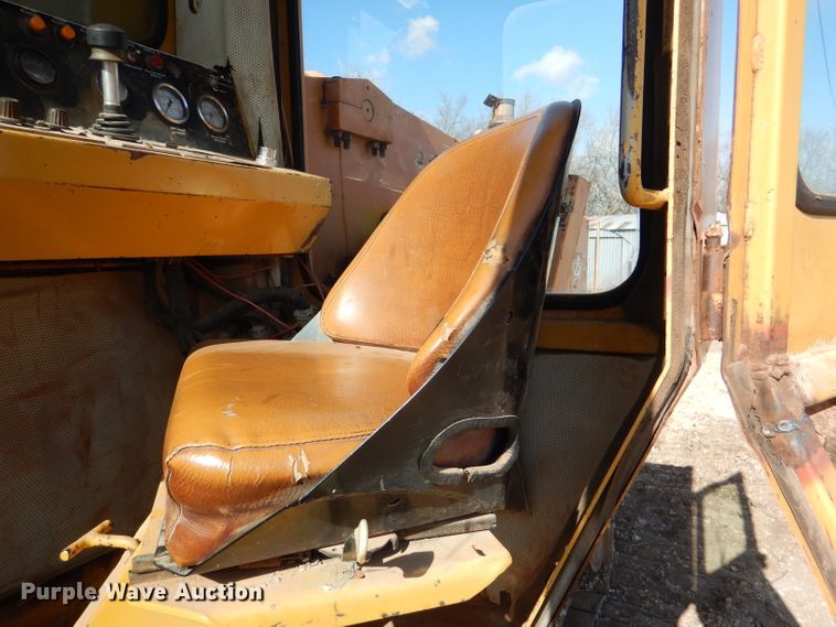 image for item DL4795 1993 Vermeer T850  trencher