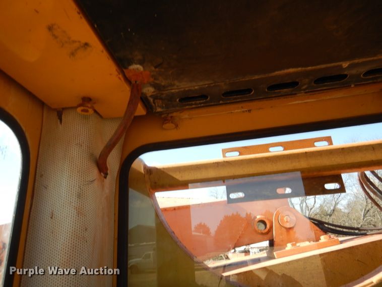 image for item DL4795 1993 Vermeer T850  trencher