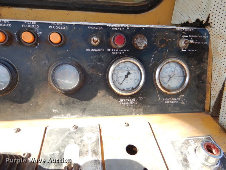 image for item DL4795 1993 Vermeer T850  trencher