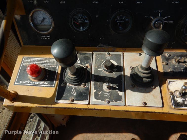 image for item DL4795 1993 Vermeer T850  trencher