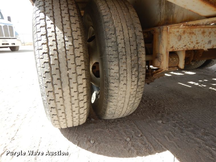 image for item DM2830 2005 Norris drop deck equipment trailer