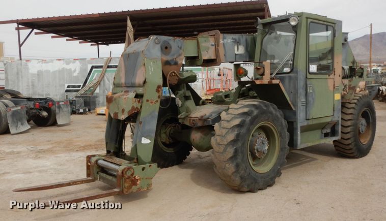 image for item DM2832 1991 SkyTrak 6000M  telehandler