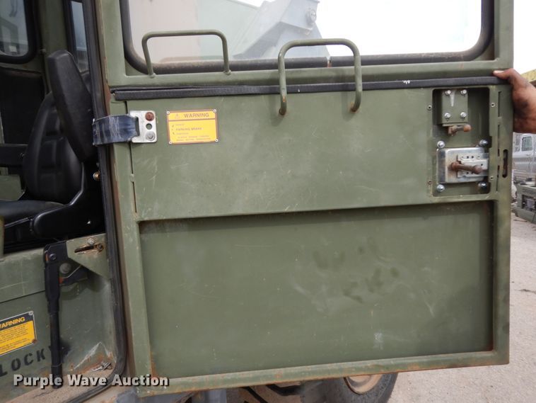 image for item DM2832 1991 SkyTrak 6000M  telehandler