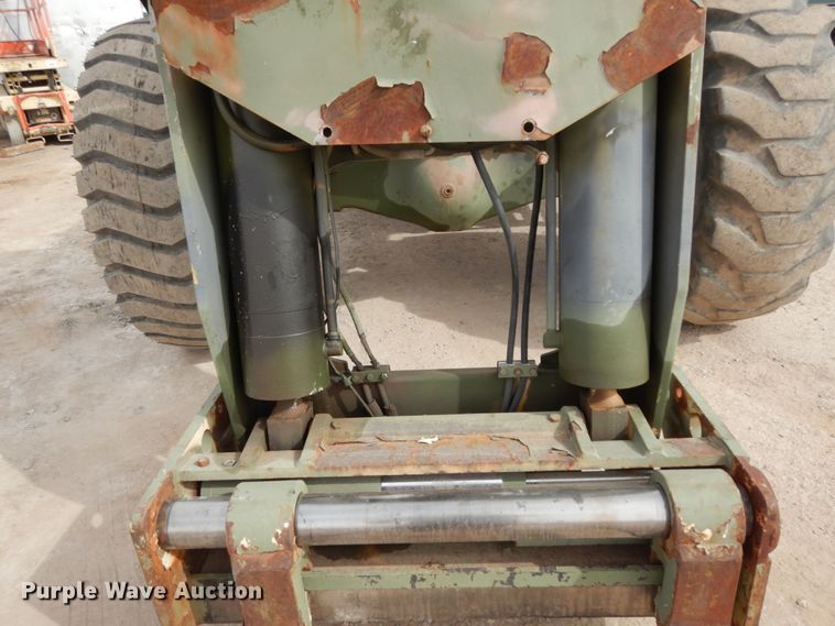 image for item DM2832 1991 SkyTrak 6000M  telehandler