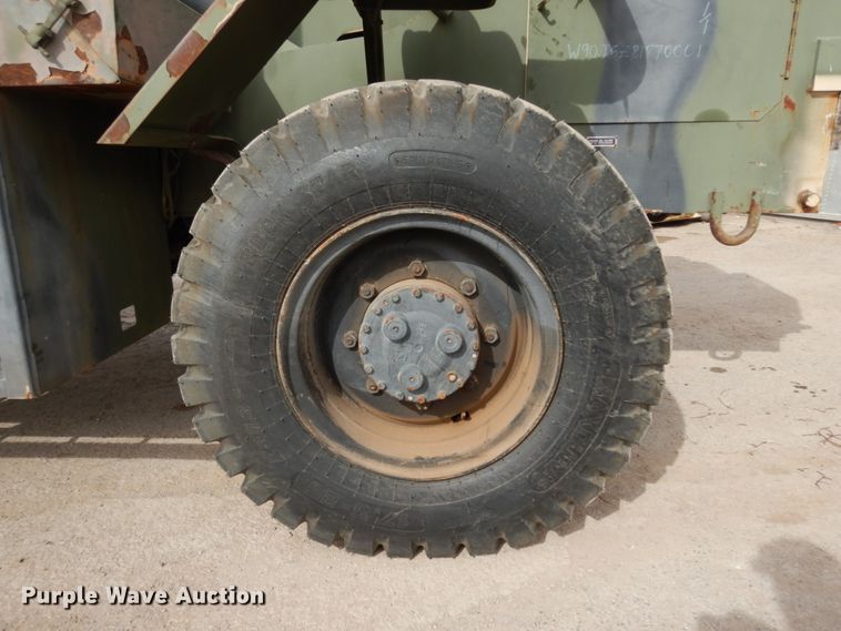 image for item DM2832 1991 SkyTrak 6000M  telehandler