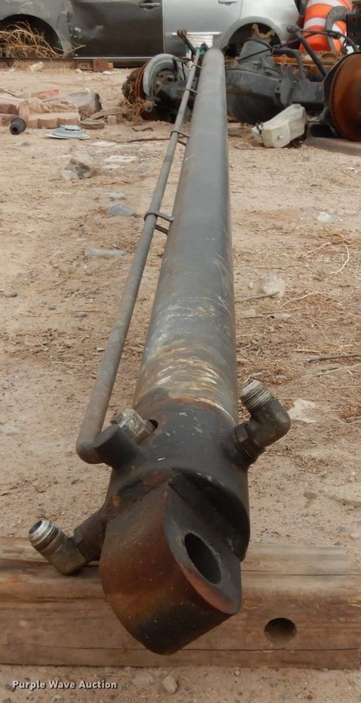 image for item DM2832 1991 SkyTrak 6000M  telehandler