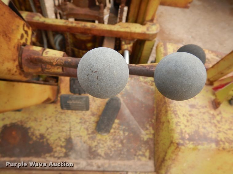 image for item DM2833 Clark IT60  forklift