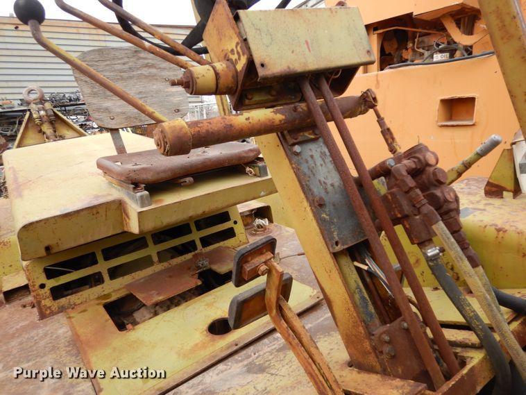 image for item DM2833 Clark IT60  forklift