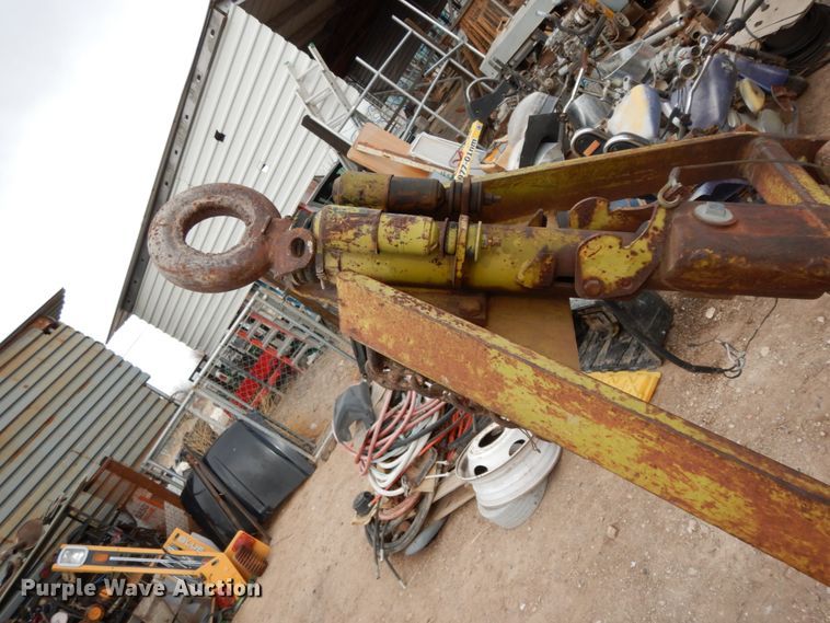 image for item DM2833 Clark IT60  forklift