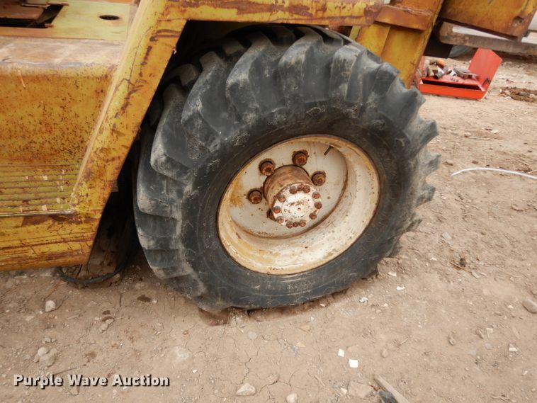 image for item DM2833 Clark IT60  forklift