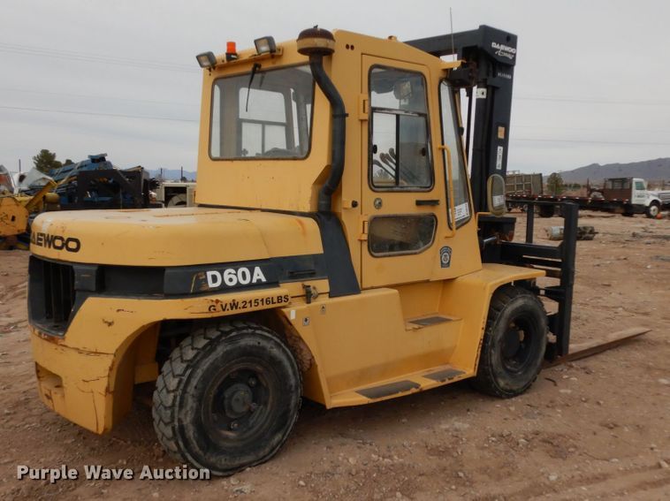 image for item DM2834 2004 Daewoo D60A-2  forklift