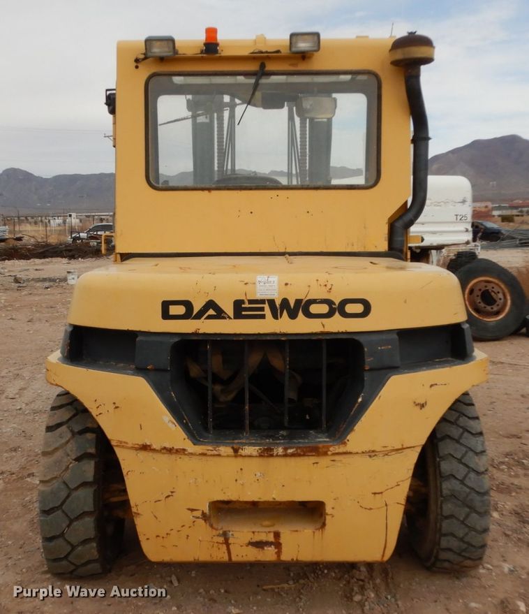 image for item DM2834 2004 Daewoo D60A-2  forklift