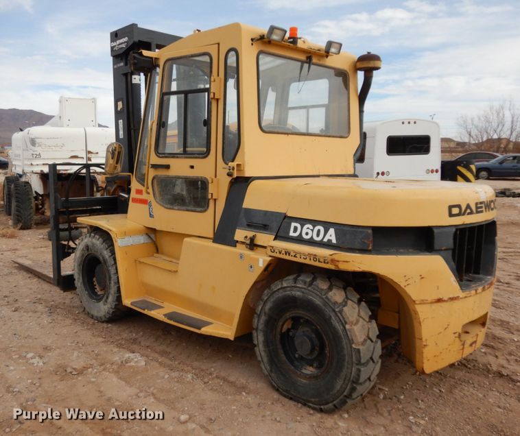 image for item DM2834 2004 Daewoo D60A-2  forklift