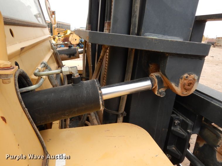 image for item DM2834 2004 Daewoo D60A-2  forklift