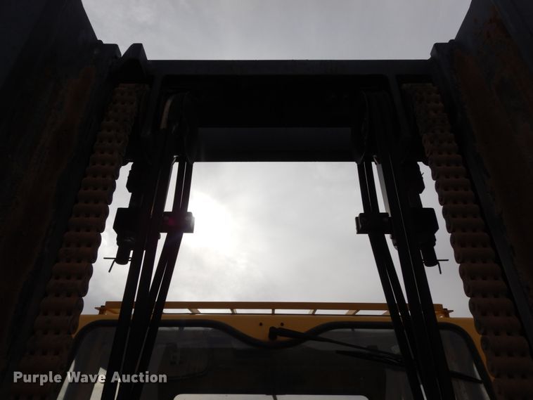 image for item DM2834 2004 Daewoo D60A-2  forklift