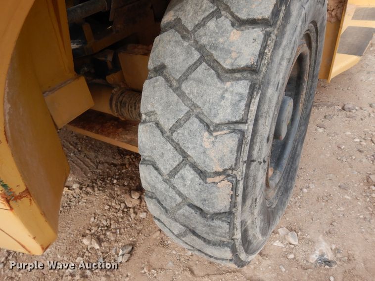 image for item DM2834 2004 Daewoo D60A-2  forklift