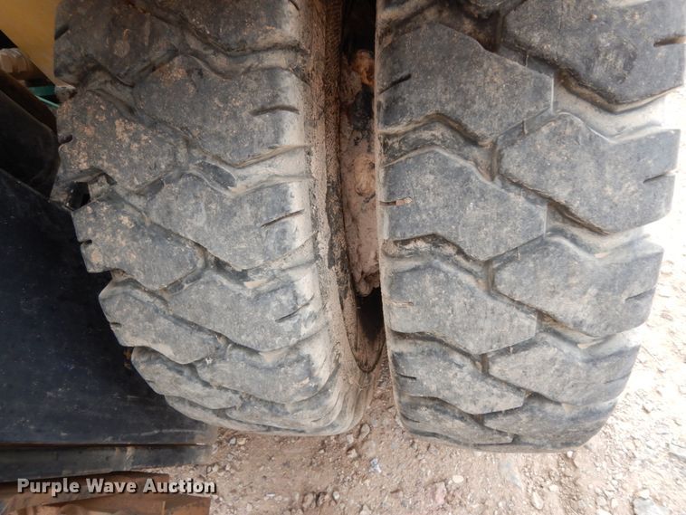 image for item DM2834 2004 Daewoo D60A-2  forklift