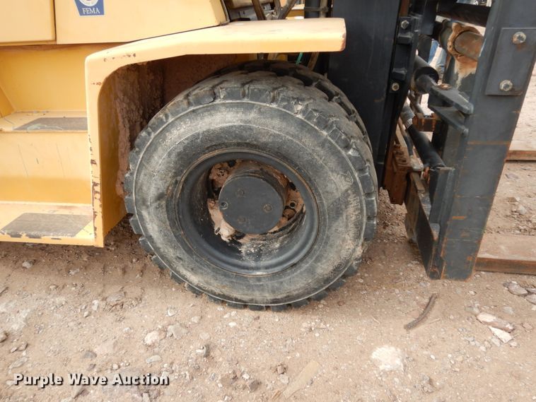 image for item DM2834 2004 Daewoo D60A-2  forklift