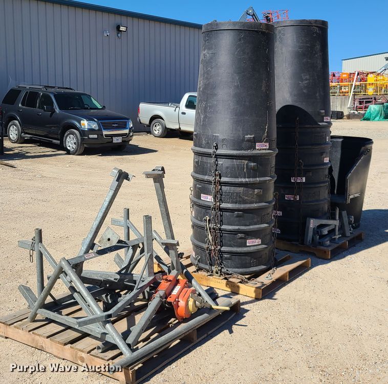 image for item DN6174 Chutes International trash chute