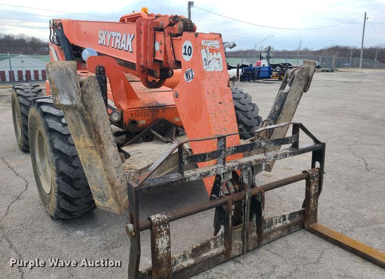 image for item DN6194 JLG Skytrak 10054  telehandler
