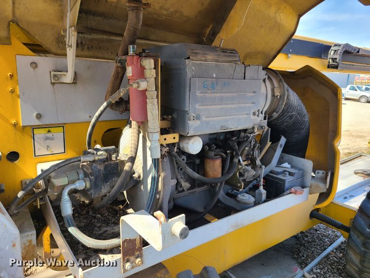 image for item DN6204 Haulotte HB44J  boom lift