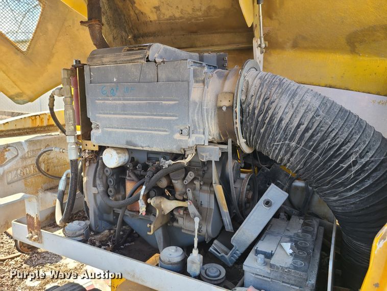 image for item DN6204 Haulotte HB44J  boom lift