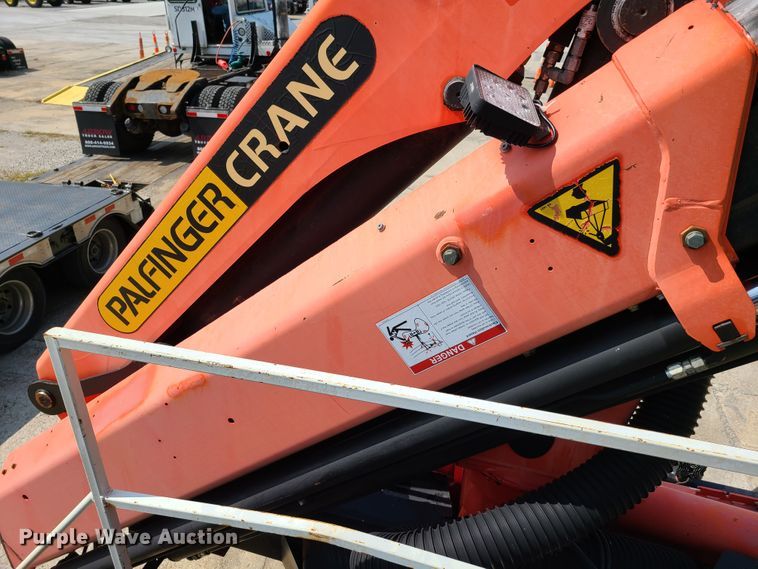 image for item DY9921 Palfinger PK15002 crane