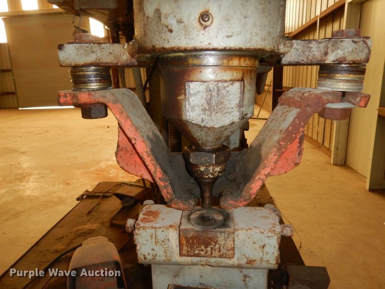 image for item EX9517 Hill Acme No. 4 metal worker