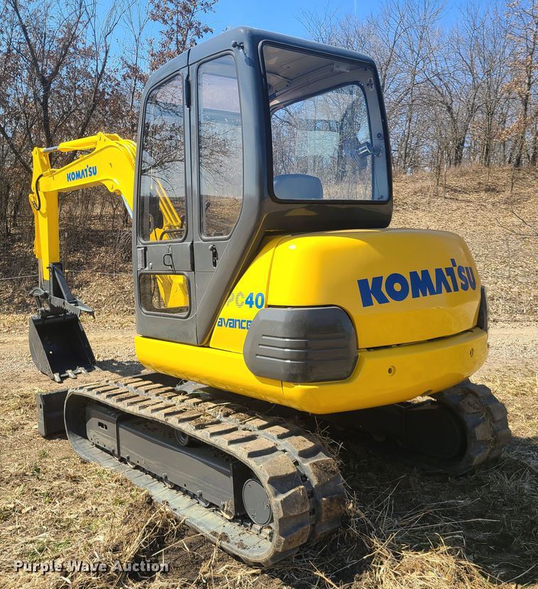 image for item FW9733 Komatsu PC40-7  mini excavator