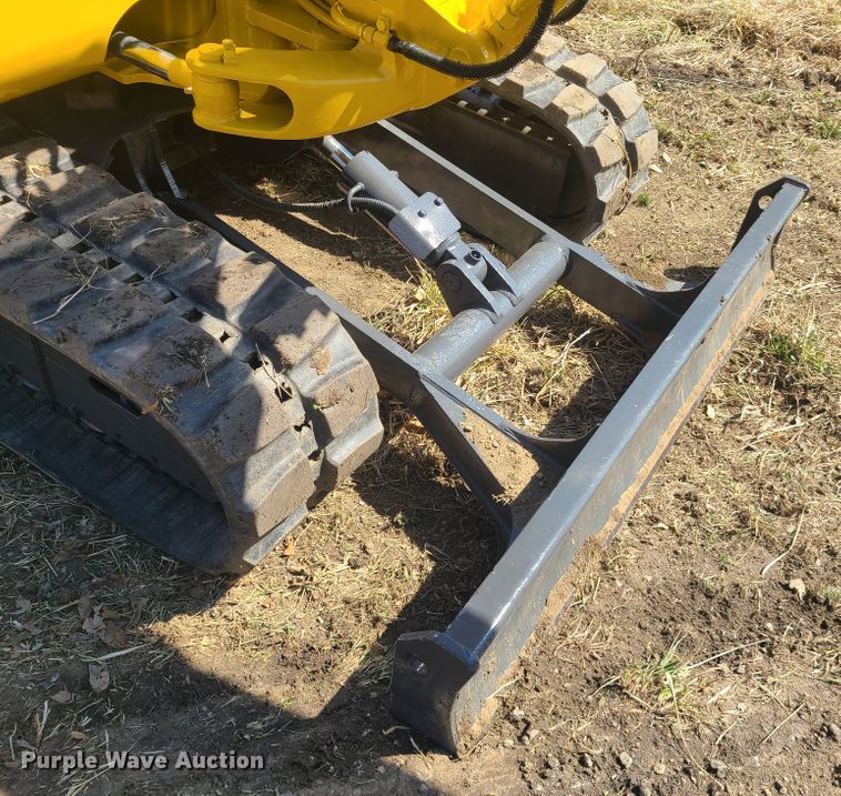 image for item FW9733 Komatsu PC40-7  mini excavator