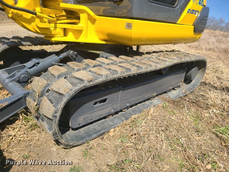 image for item FW9733 Komatsu PC40-7  mini excavator