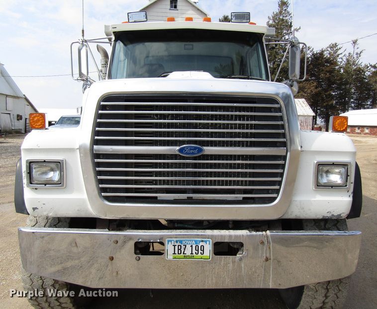 image for item GC9836 1997 Ford L8000  dump truck
