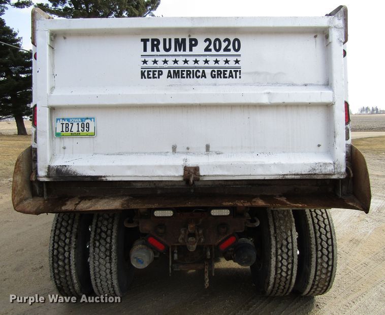 image for item GC9836 1997 Ford L8000  dump truck