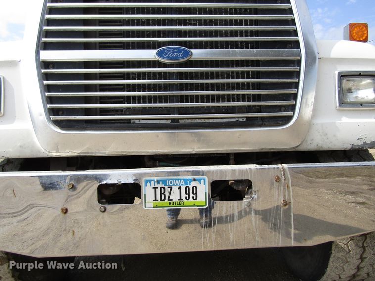 image for item GC9836 1997 Ford L8000  dump truck