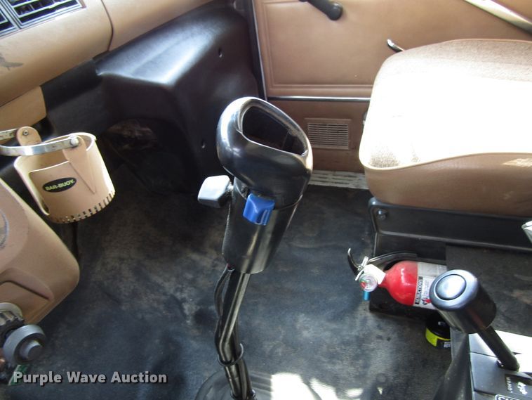 image for item GC9836 1997 Ford L8000  dump truck