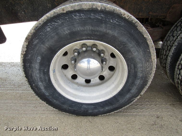 image for item GC9836 1997 Ford L8000  dump truck