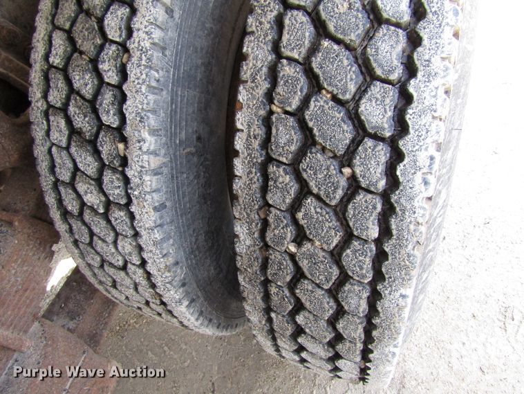 image for item GC9836 1997 Ford L8000  dump truck