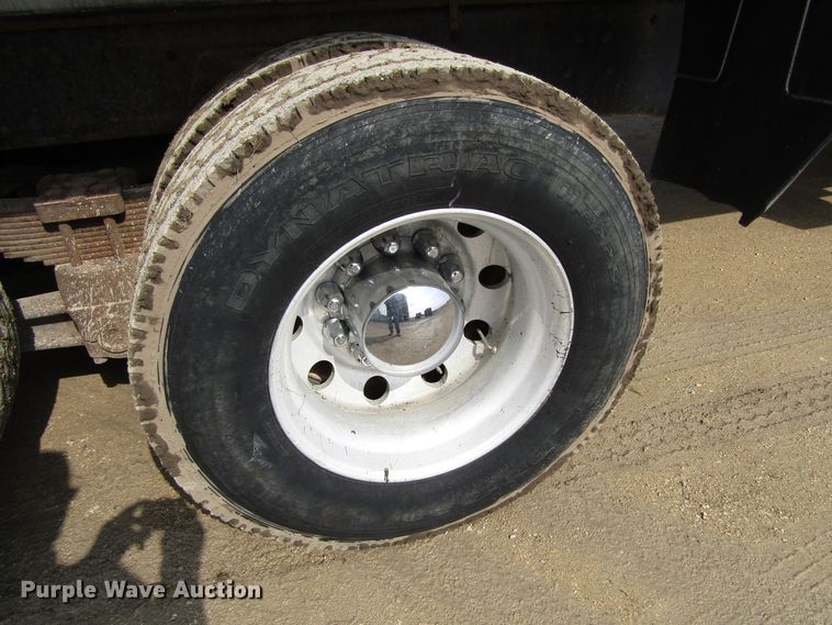 image for item GC9836 1997 Ford L8000  dump truck