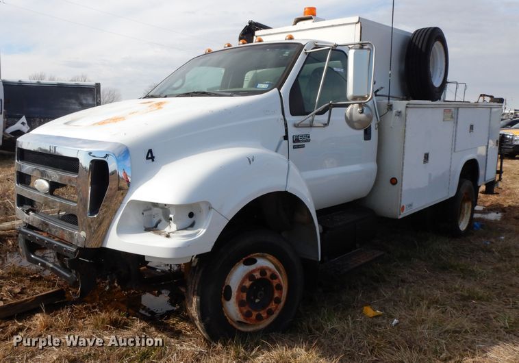 image for item GG9386 2008 Ford F650 Super Duty  service truck