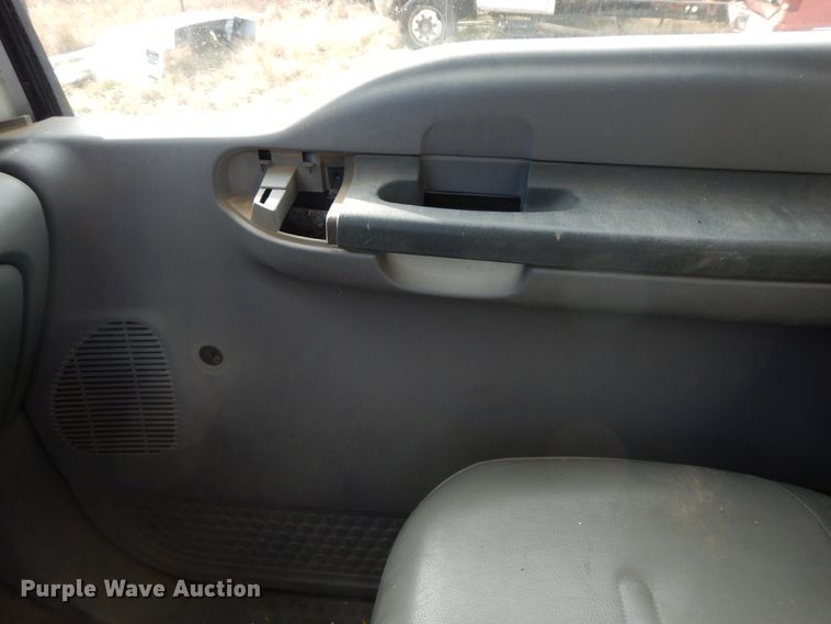 image for item GG9386 2008 Ford F650 Super Duty  service truck