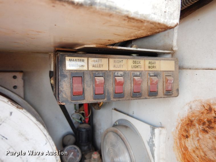 image for item GG9386 2008 Ford F650 Super Duty  service truck