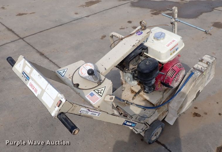 image for item GR9586 Edco DS-18-11H concrete saw