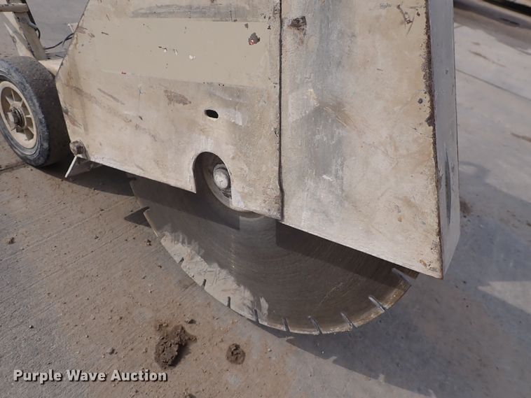 image for item GR9586 Edco DS-18-11H concrete saw