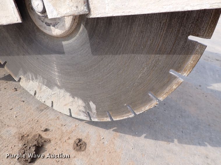 image for item GR9586 Edco DS-18-11H concrete saw